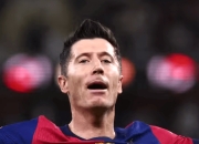 问鼎娱乐- 莱万多夫斯基波兰进球 