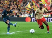 问鼎国际-滇池雄鲨队险胜燕赵山猫队，自行车附加赛上演关键失误成转折！赛场纪律更严谨(山地自行车比赛安全保卫保障方案)