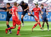 问鼎国际-关于莱万多夫斯基连续七场比赛得分超过突破纪录，拜仁挑战极限！的信息